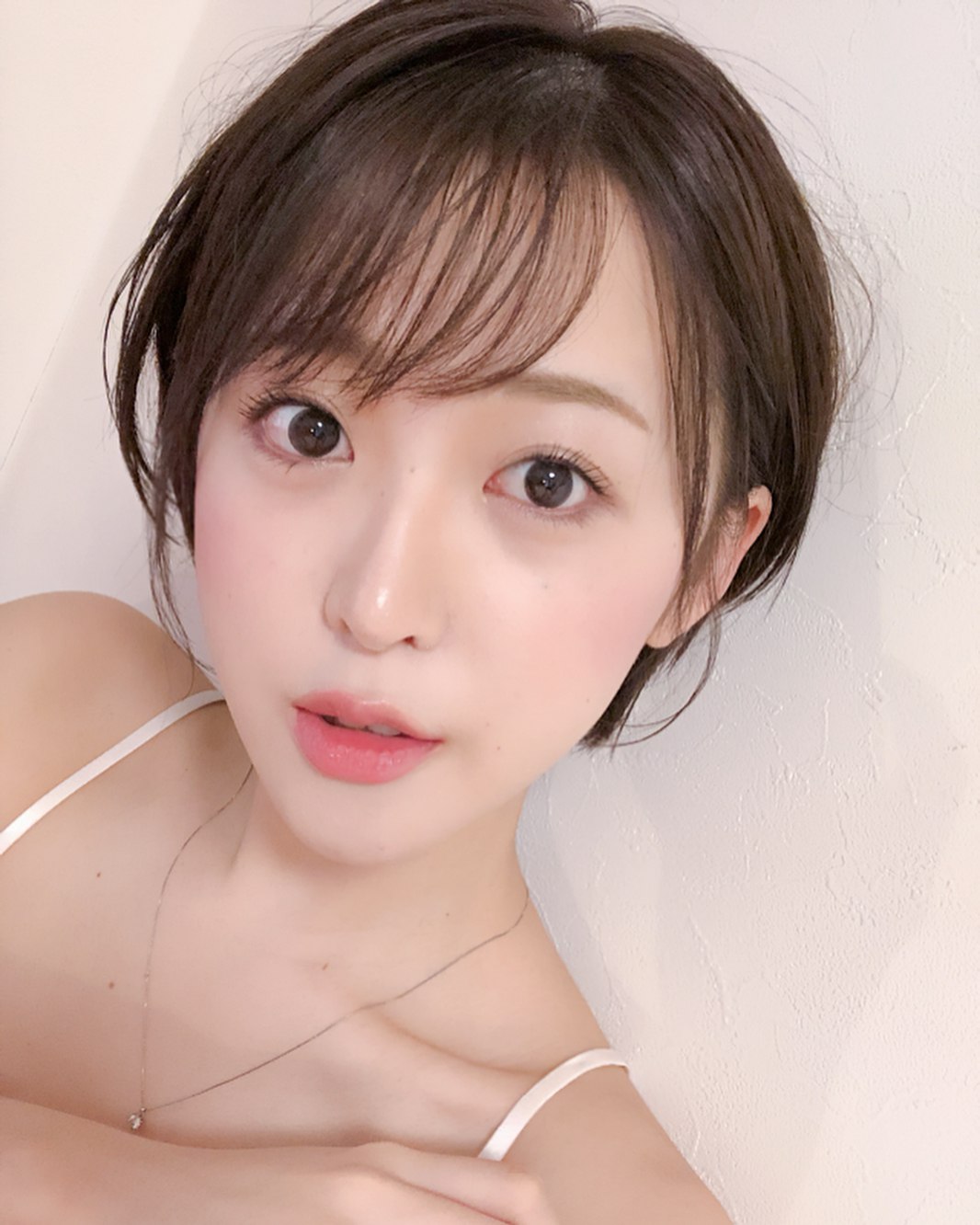 护士故意露出奶头让我吃奶